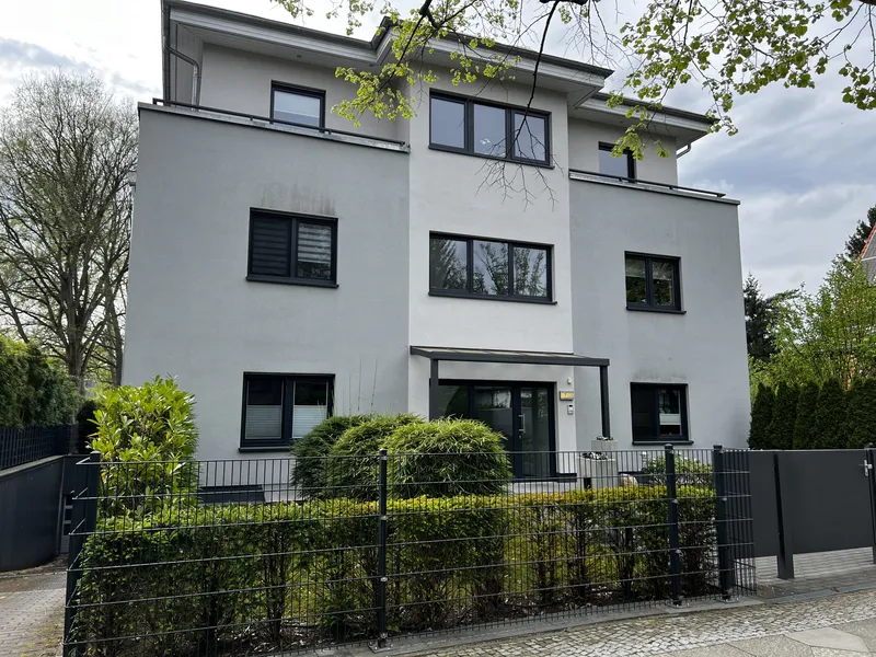 Penthouse- Wohnung in Zehlendorf nahe Mexikoplatz — photo 1